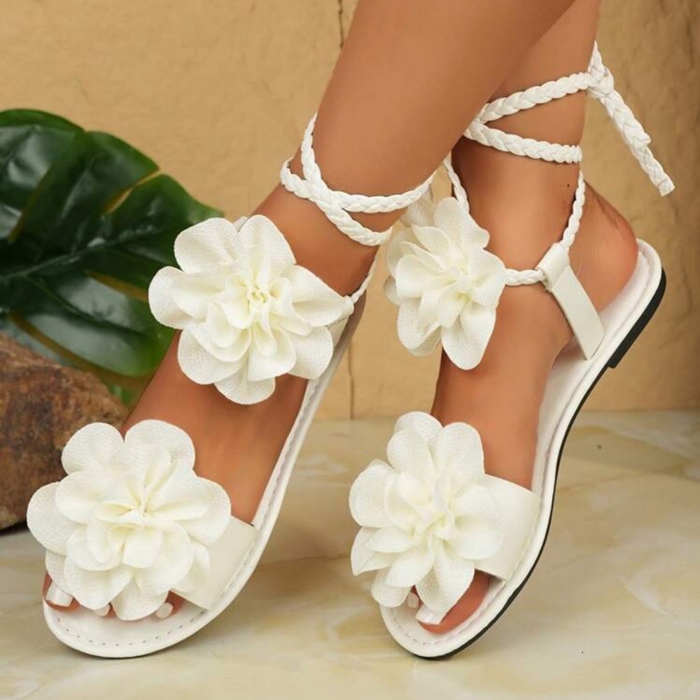 - Fashionable 3D Floral Decor Summer Roman Gladiator Sandals For Women